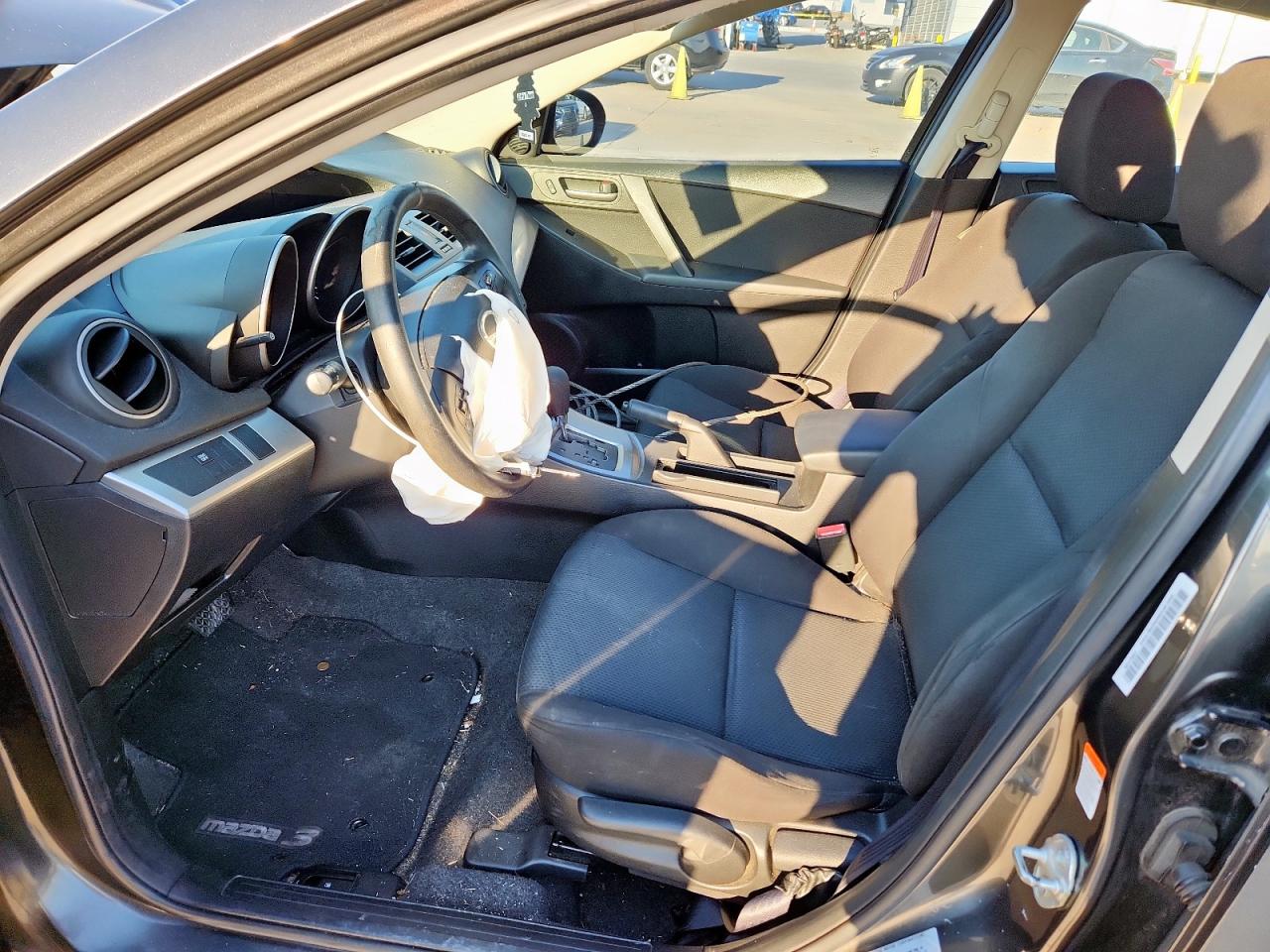 2011 Mazda 3 I VIN: JM1BL1VF1B1373919 Lot: 84773775