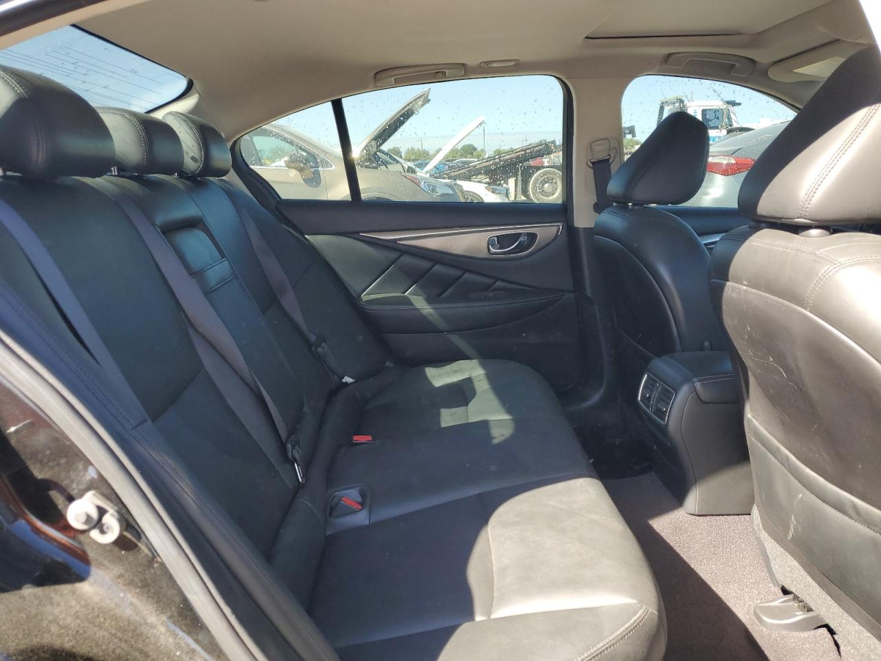 2017 Infiniti Q50 Premium VIN: JN1EV7AP6HM738565 Lot: 91041695