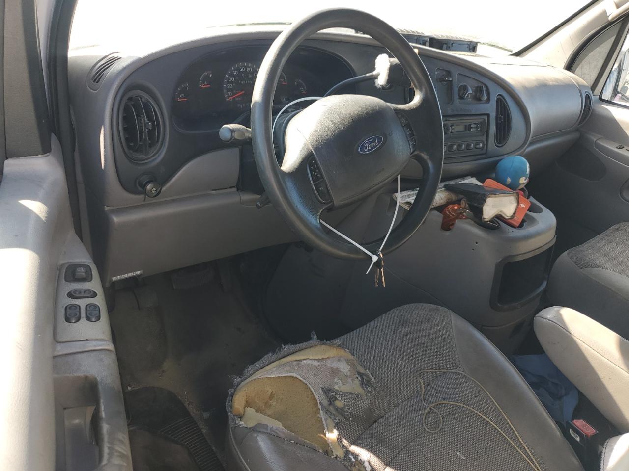 2002 Ford Econoline E350 Super Duty Van VIN: 1FTSS34S82HB36378 Lot: 86801105