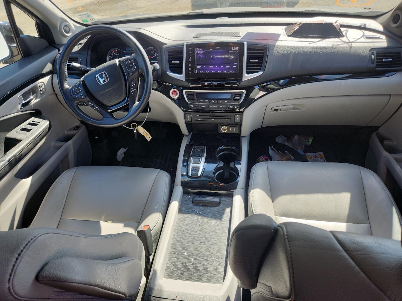 2017 Honda Pilot Touring VIN: 5FNYF5H95HB016337 Lot: 90667905