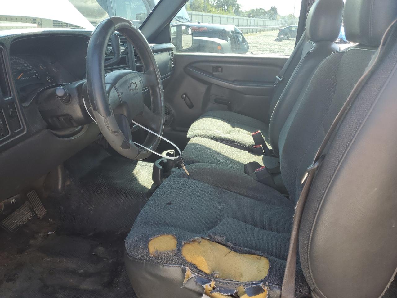 2007 Chevrolet Silverado C1500 Classic VIN: 1GCEC19X07Z123077 Lot: 85562425