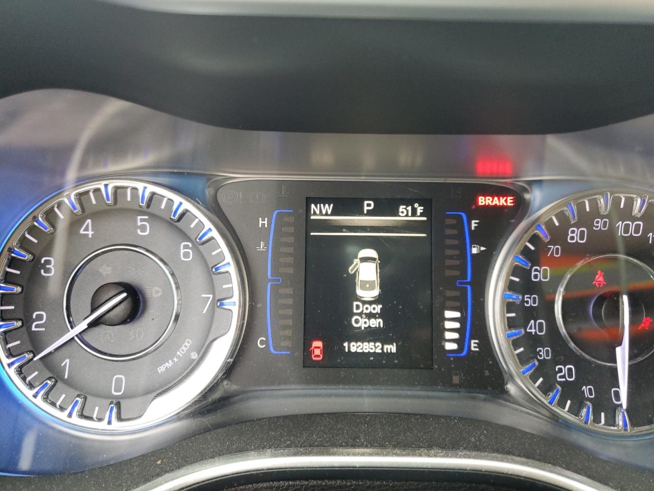 2015 Chrysler 200 Limited VIN: 1C3CCCABXFN600174 Lot: 89632465