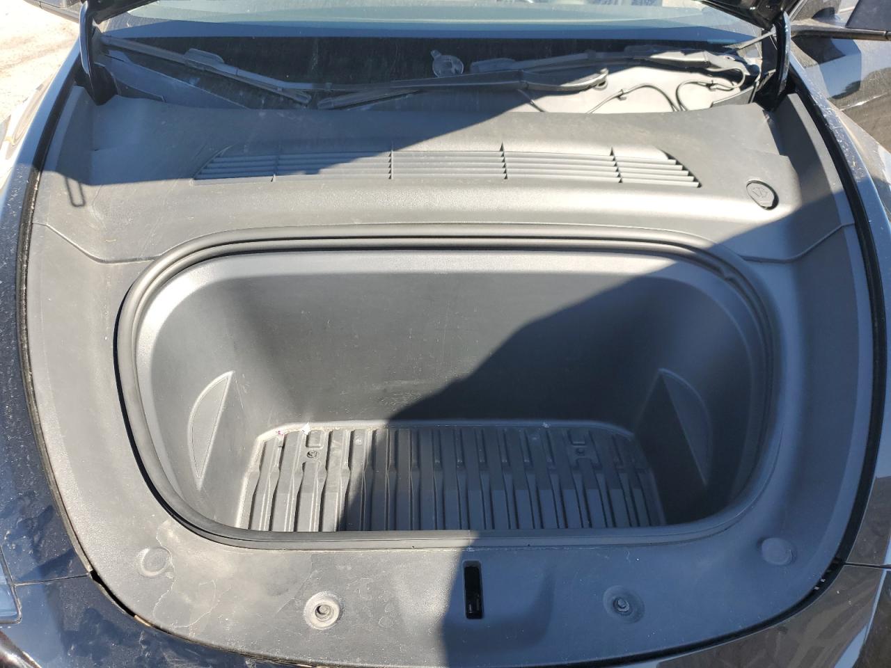 2022 Tesla Model Y VIN: 7SAYGDEF7NF351535 Lot: 82215665