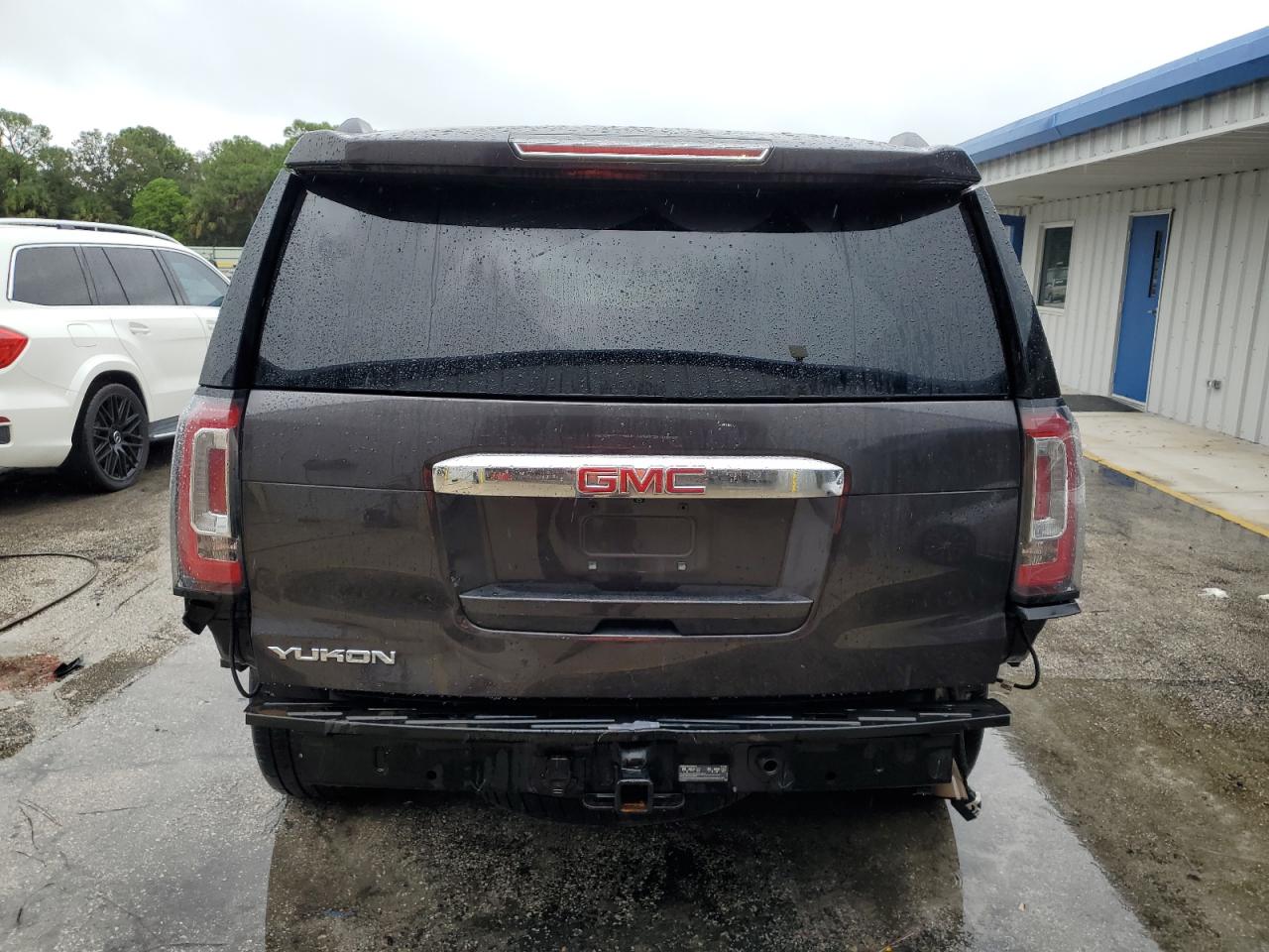 2018 GMC Yukon Denali VIN: 1GKS1CKJ9JR360110 Lot: 85764905