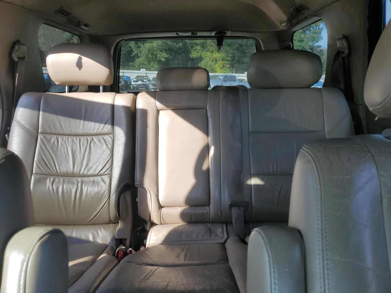 2003 Toyota Sequoia Sr5 VIN: 5TDBT44A63S142591 Lot: 84981035