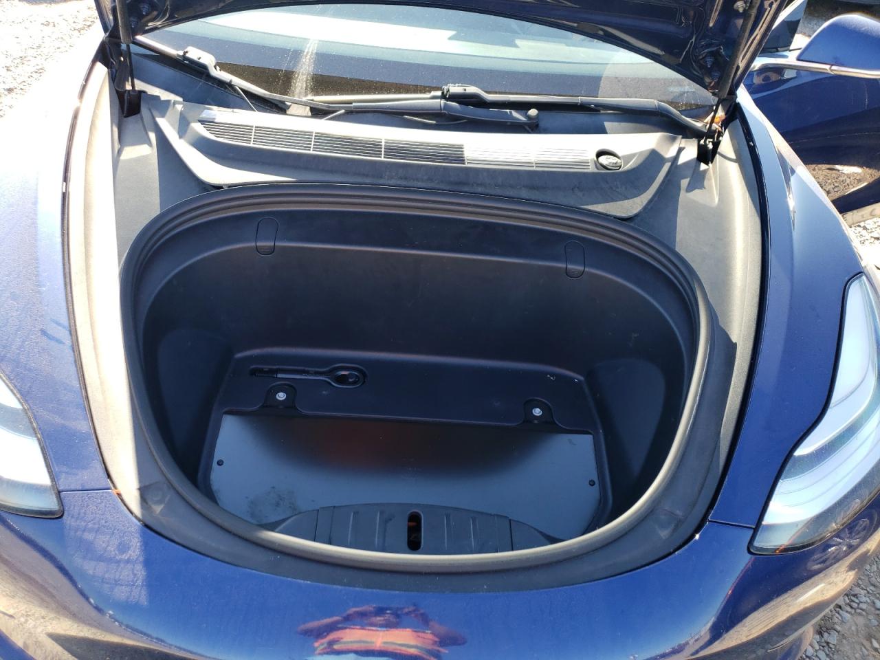 2018 Tesla Model 3 VIN: 5YJ3E1EB6JF088182 Lot: 85272545