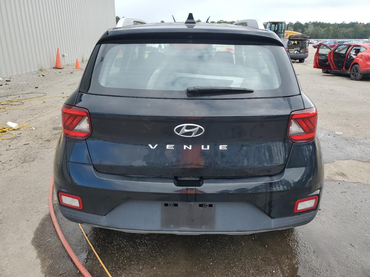 2020 Hyundai Venue Sel VIN: KMHRC8A31LU033815 Lot: 84833705