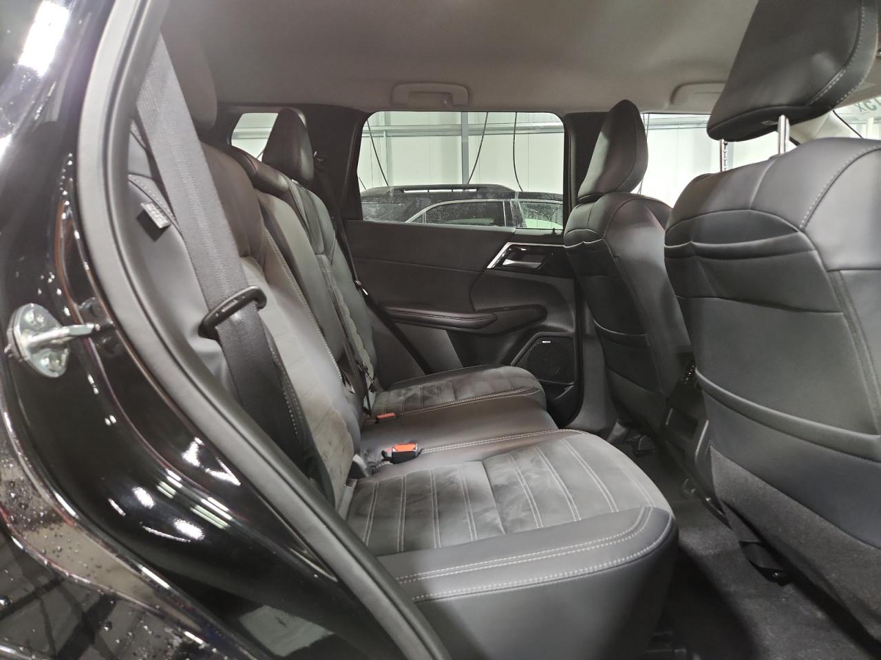 2025 Mitsubishi Outlander Se VIN: JA4J4VA86SZ022880 Lot: 84767115