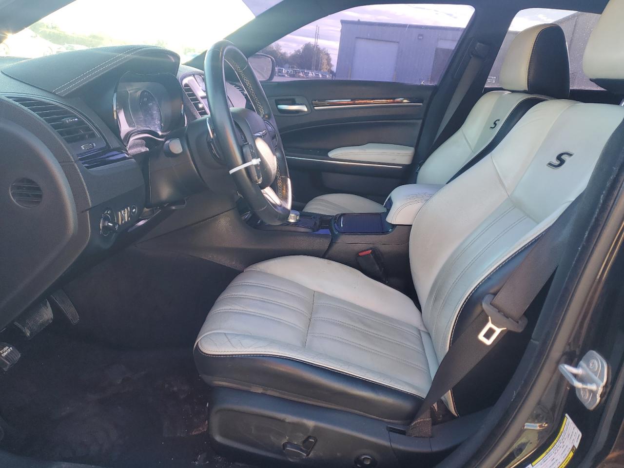 2018 Chrysler 300 S VIN: 2C3CCABG6JH159983 Lot: 90228845