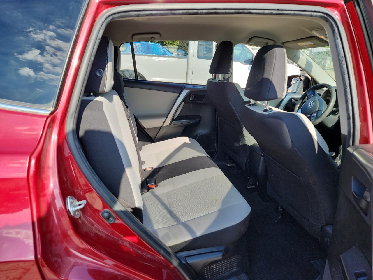 2018 Toyota Rav4 Hv Le VIN: JTMRJREV5JD177859 Lot: 85857635