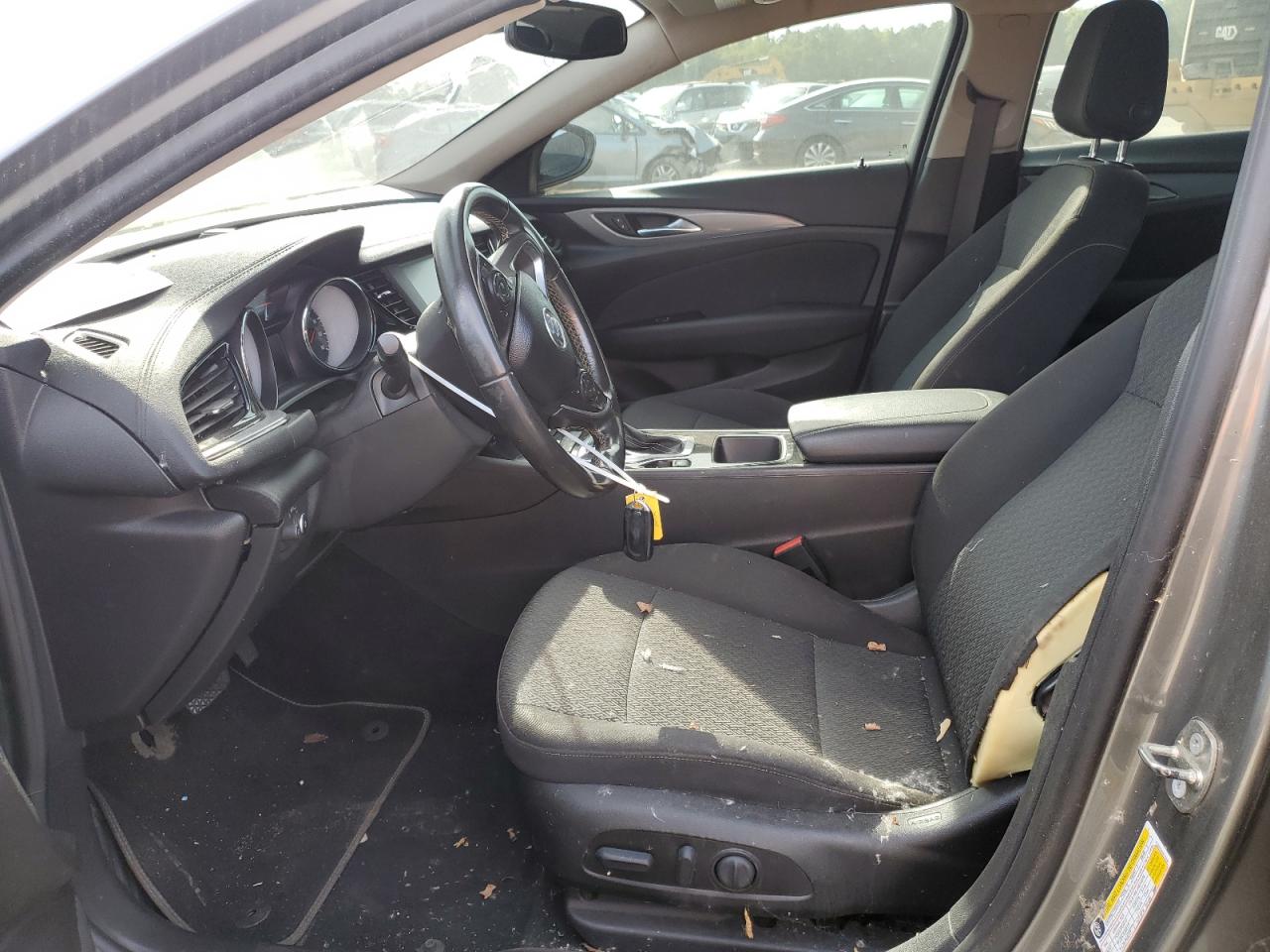 2018 Buick Regal Preferred VIN: W04GL6SX0J1123757 Lot: 84883975