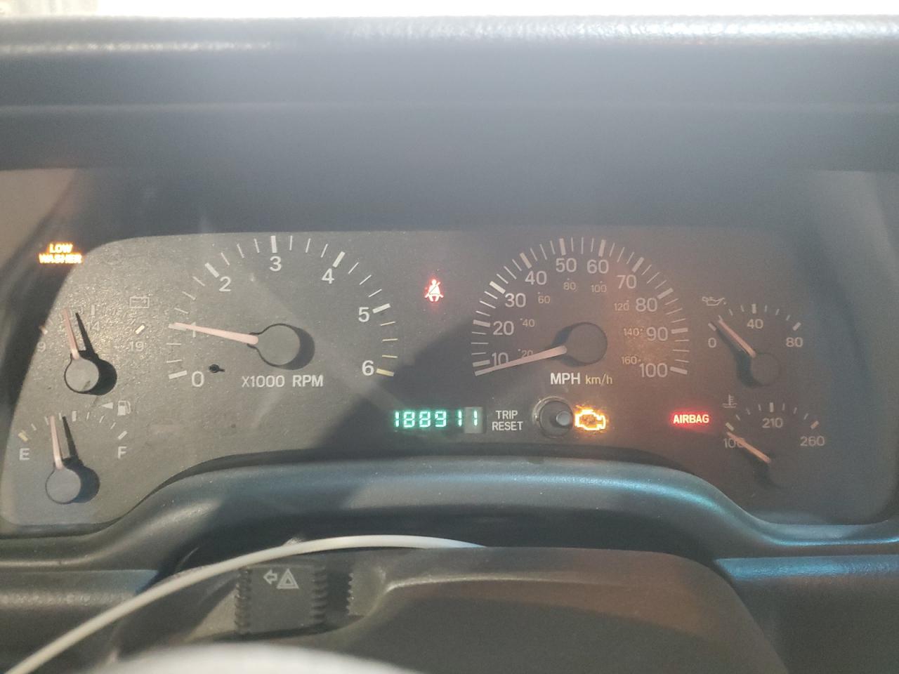 2000 Jeep Cherokee Sport VIN: 1J4FF48S2YL179944 Lot: 89871745