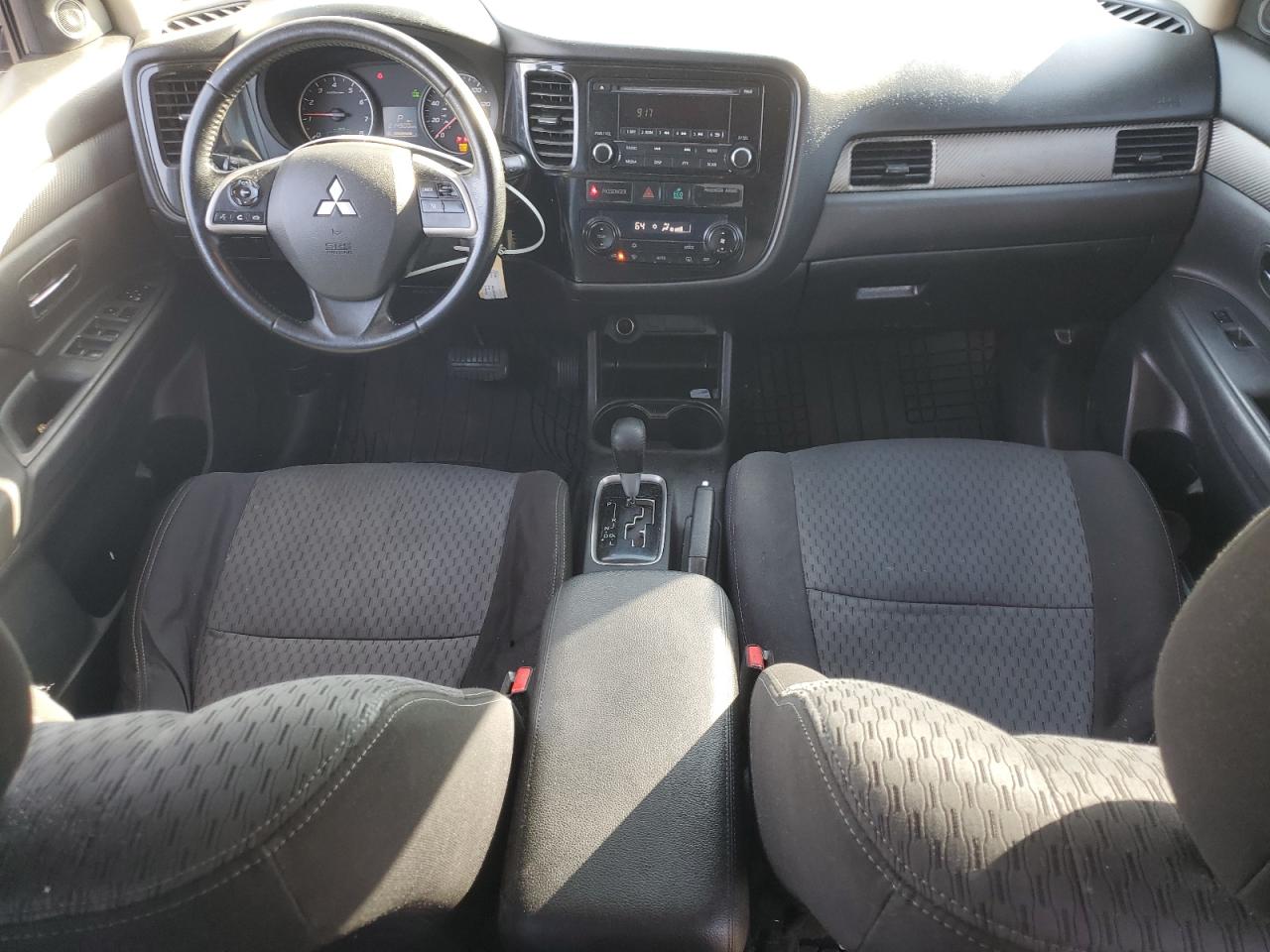 2015 Mitsubishi Outlander Es VIN: JA4AD2A39FZ009470 Lot: 85313795