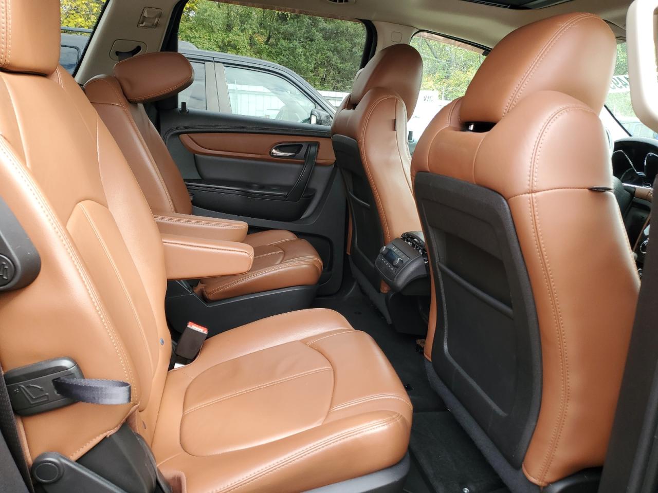 2015 Chevrolet Traverse Lt VIN: 1GNKRHKD2FJ348129 Lot: 85601495