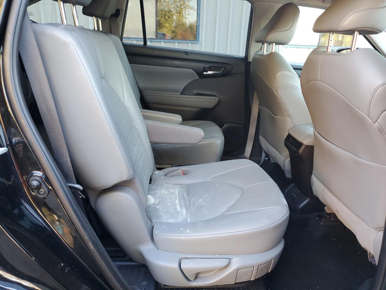 2022 Toyota Highlander Hybrid Xle VIN: 5TDHBRCH5NS552312 Lot: 82504475