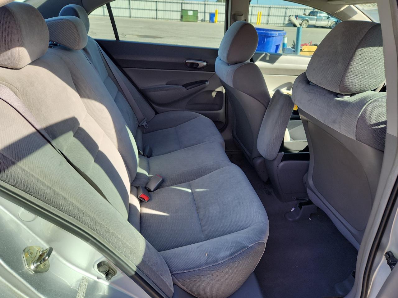 2009 Honda Civic Lx VIN: 19XFA16569E008270 Lot: 84020825