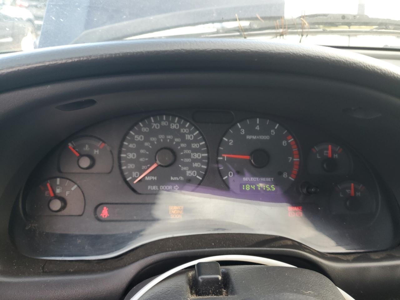 2004 Ford Mustang Gt VIN: 1FAFP42XX4F202098 Lot: 82347865