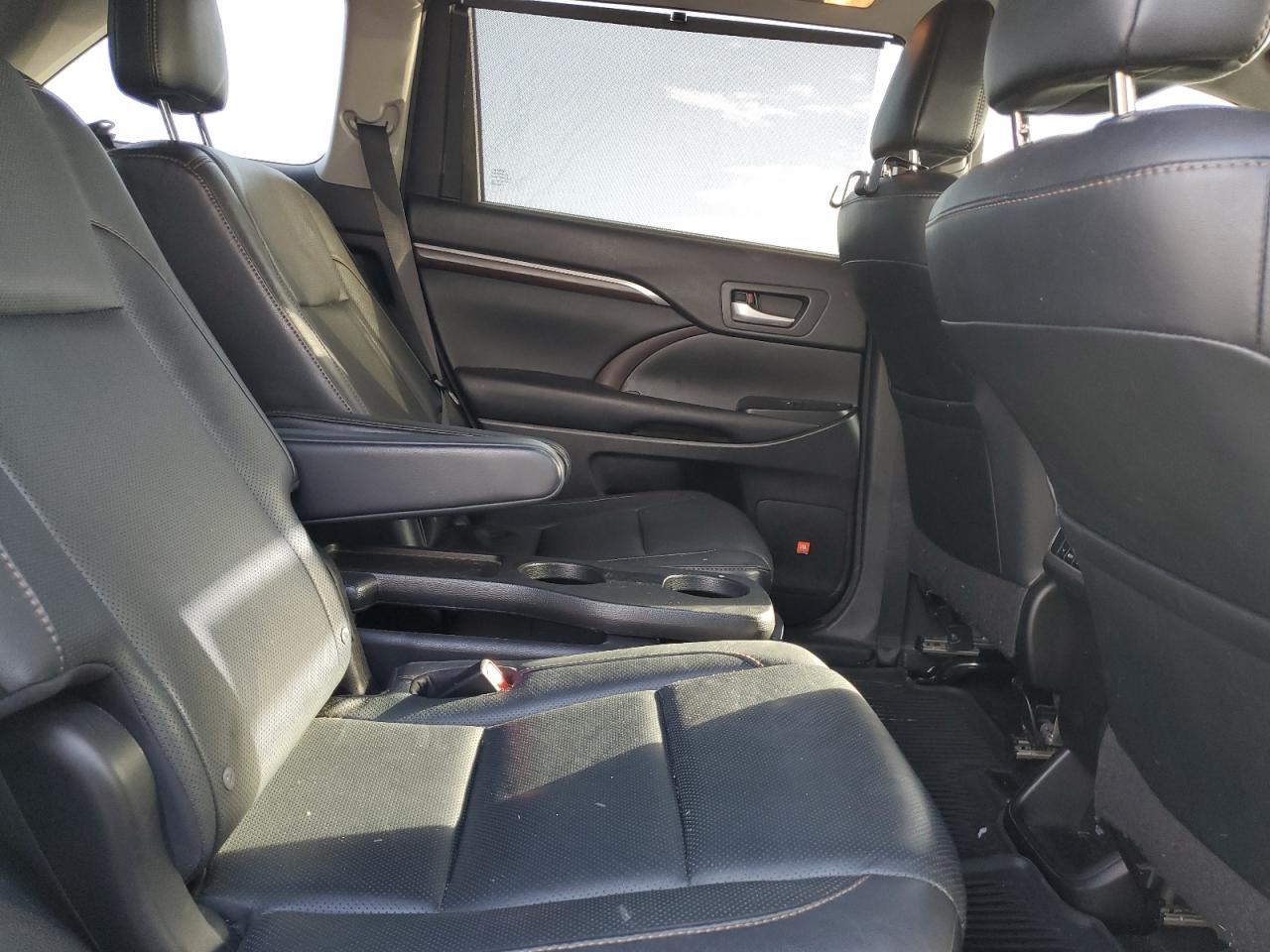 2016 Toyota Highlander Limited VIN: 5TDYKRFH1GS155808 Lot: 85489955