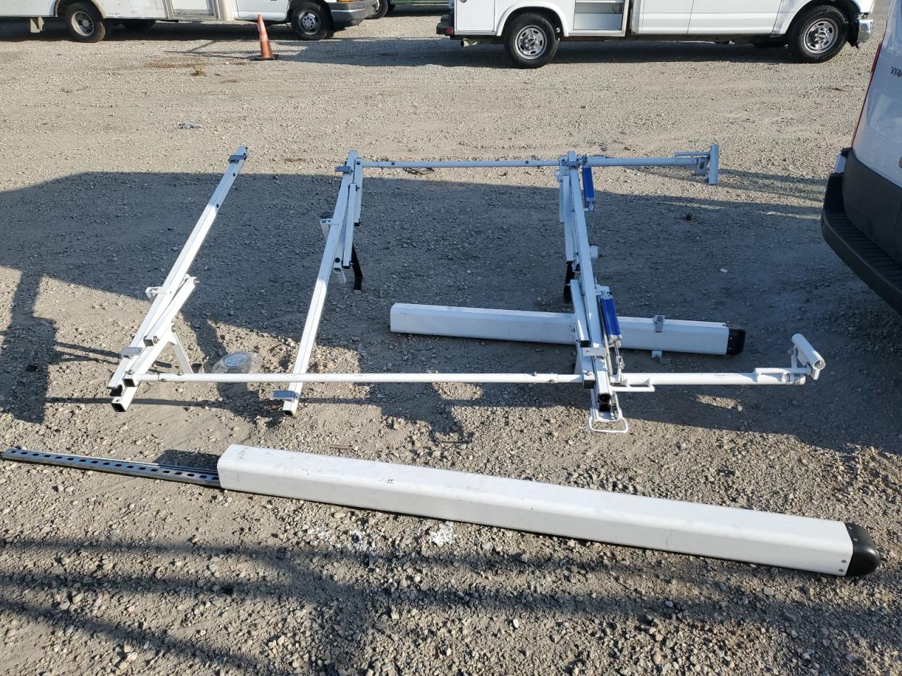 2023 Ford Transit 150 Delivery Van VIN: 1FTYE1C81PKB91762 Lot: 89495555