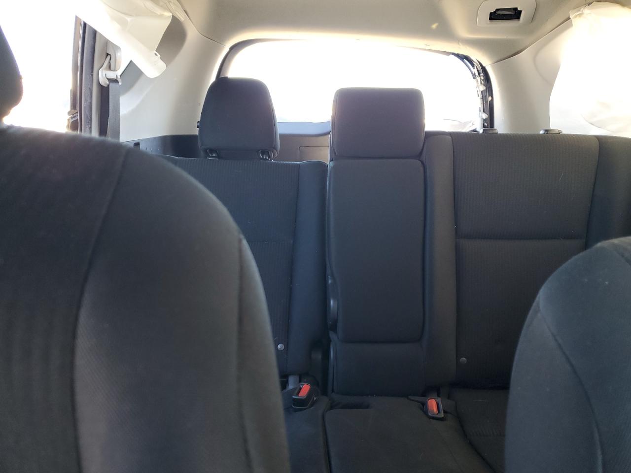 2017 Toyota Rav4 Le VIN: 2T3BFREV0HW664693 Lot: 86062835