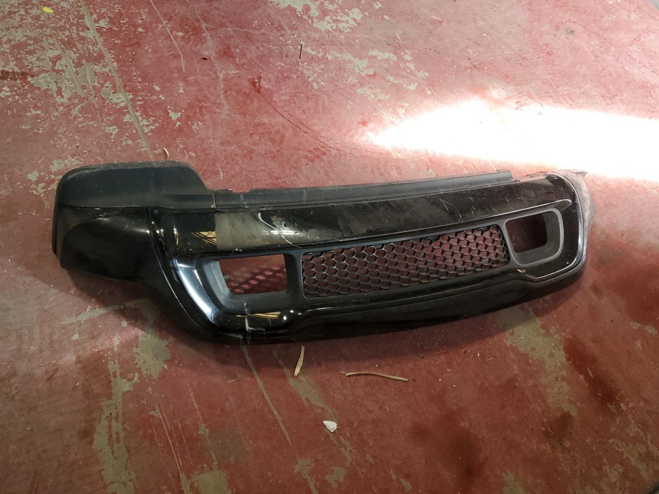 2015 Jeep Grand Cherokee Laredo VIN: 1C4RJFAG2FC890110 Lot: 85839105