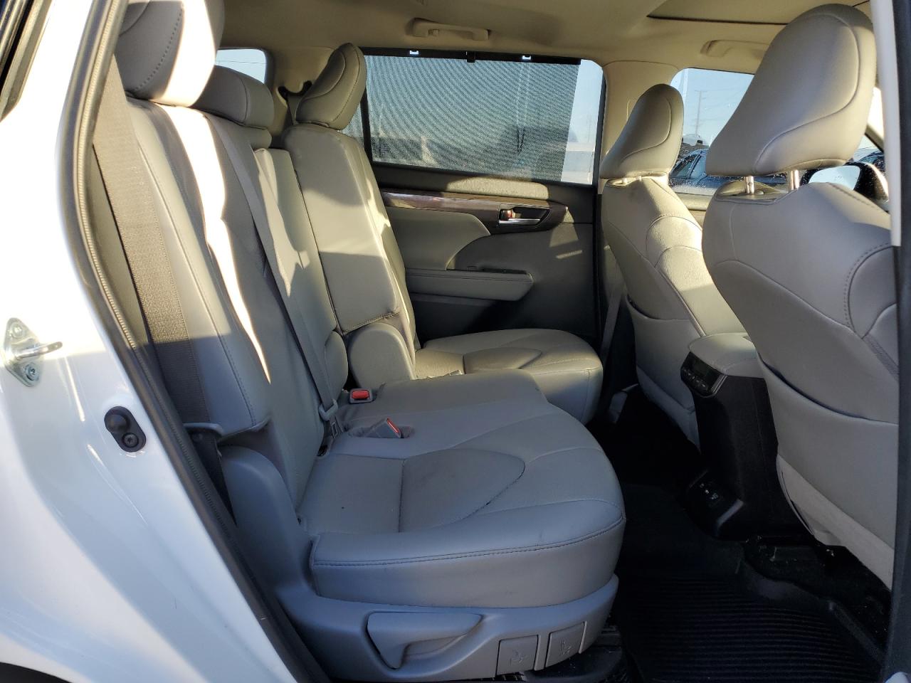 2021 Toyota Highlander Hybrid Limited VIN: 5TDYARAH8MS005877 Lot: 87105065