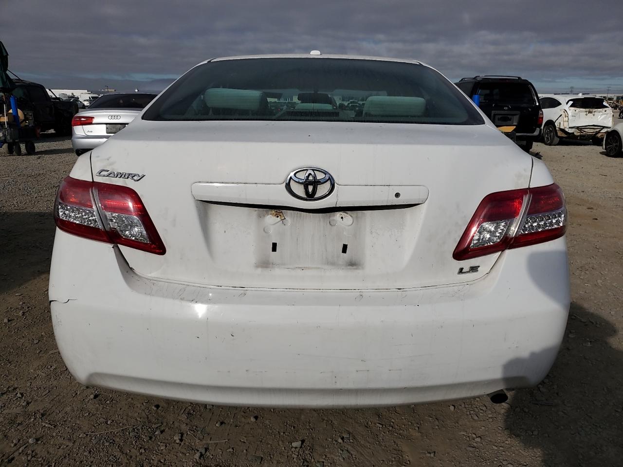 2010 Toyota Camry Base VIN: 4T4BF3EK2AR085406 Lot: 84607275
