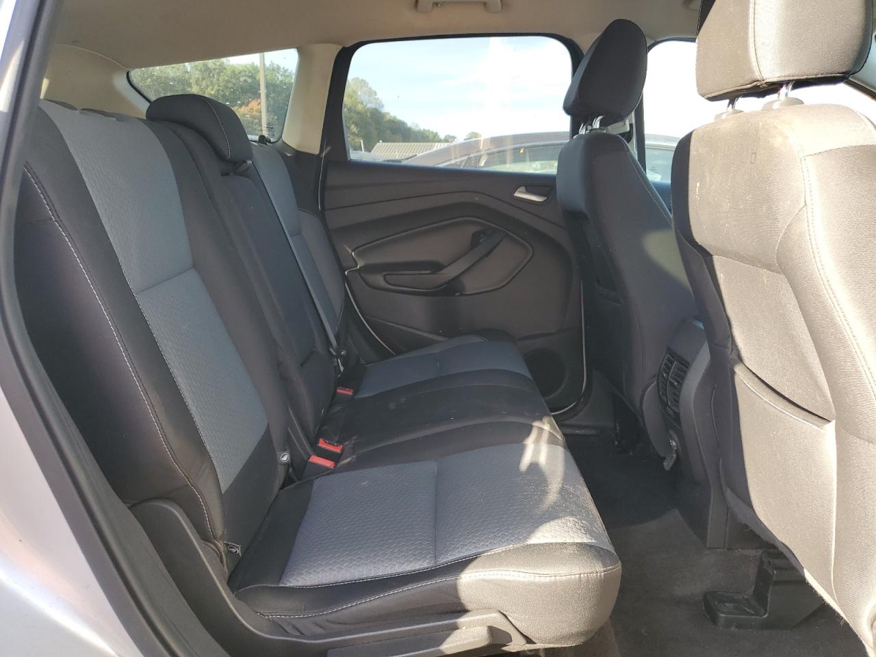 2017 Ford Escape Se VIN: 1FMCU9GD4HUE83913 Lot: 85348235