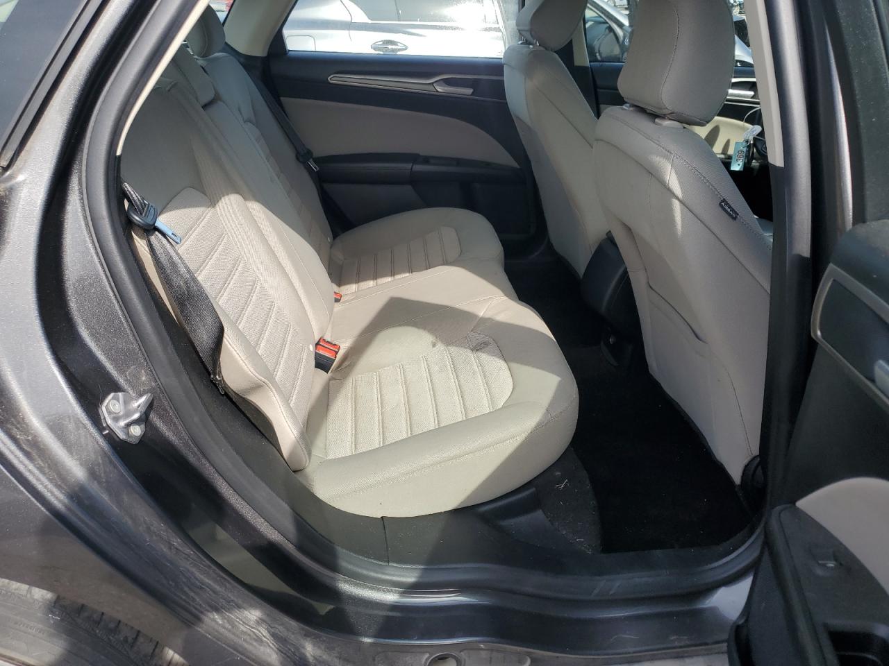 2020 Ford Fusion S VIN: 3FA6P0G76LR266738 Lot: 84891735