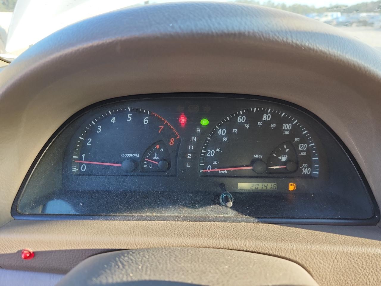 2004 Toyota Camry Le VIN: JTDBE32KX40254380 Lot: 82408945