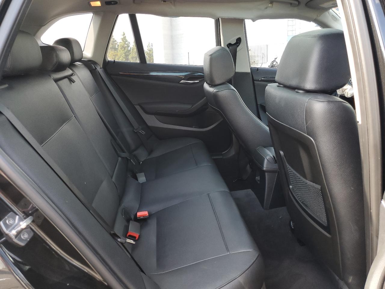 2015 BMW X1 Sdrive28I VIN: WBAVM1C57FV318312 Lot: 82430275