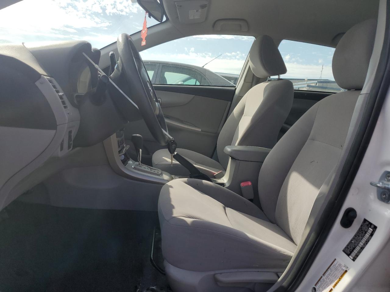 2011 Toyota Corolla Base VIN: JTDBU4EE4B9155772 Lot: 82352495