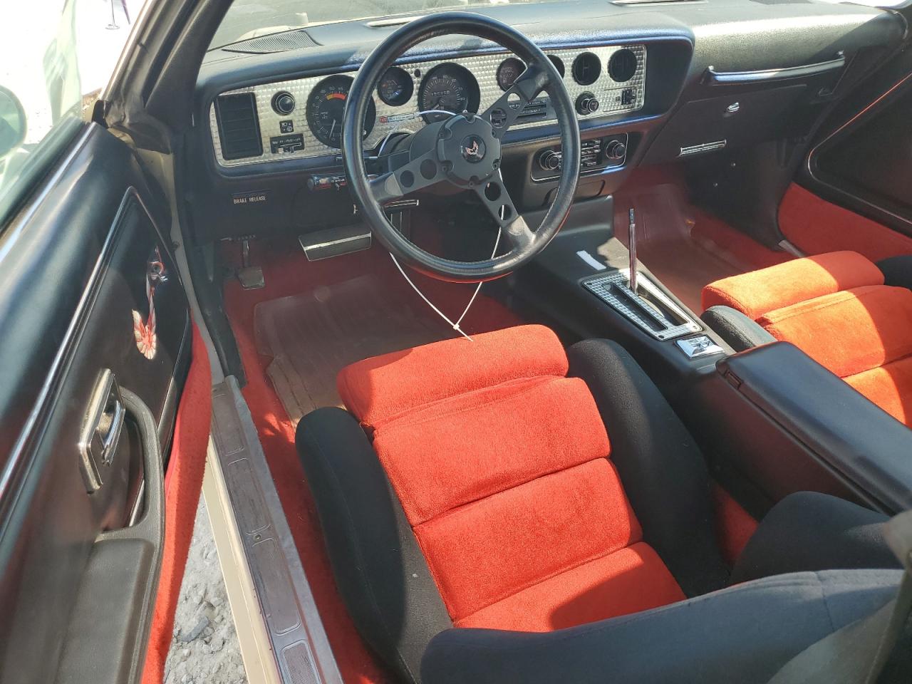 1981 Pontiac Firebird Se VIN: 1G2AX87T2BN117023 Lot: 86327655