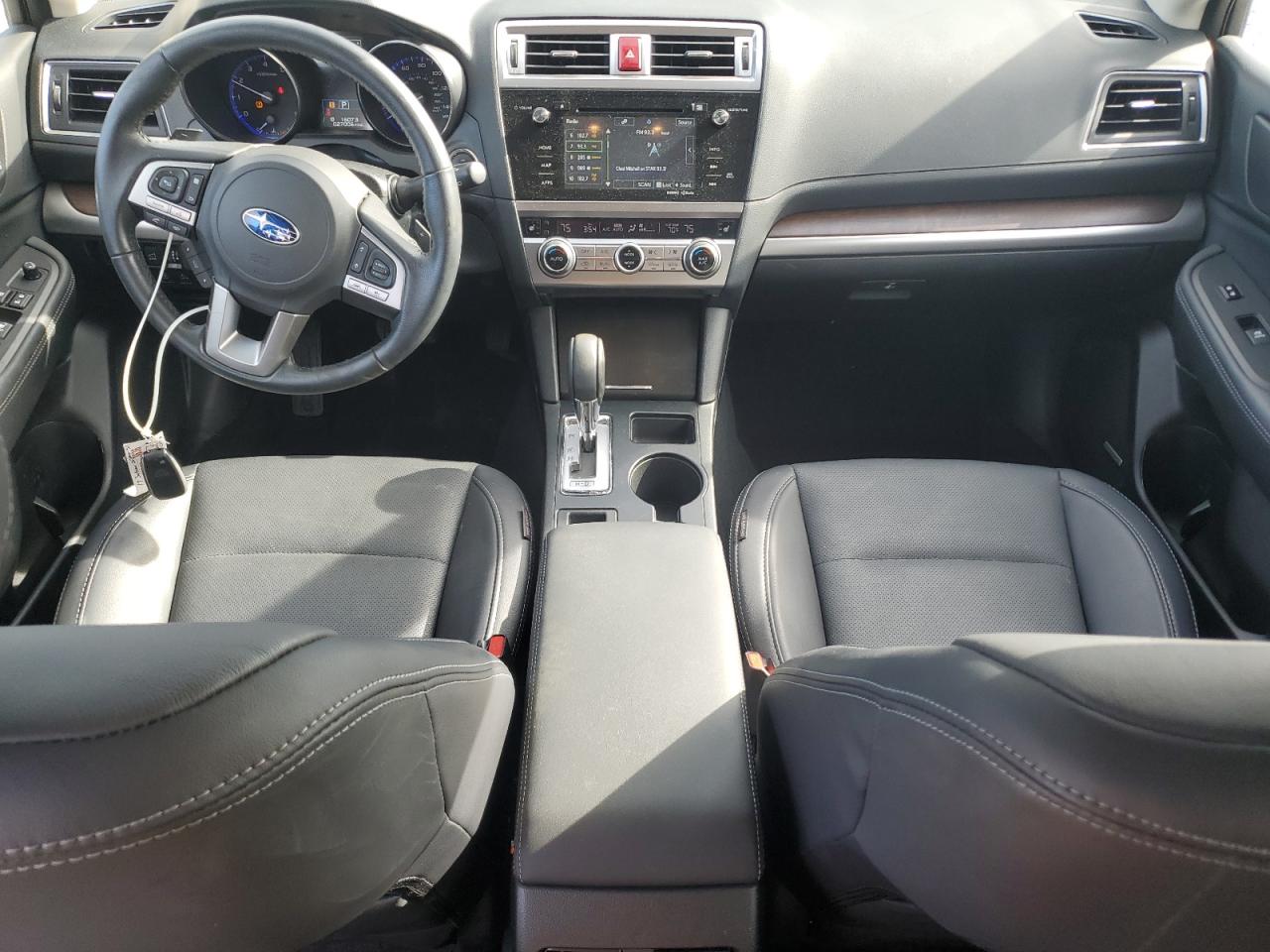 2017 Subaru Outback 2.5I Limited VIN: 4S4BSANC2H3420523 Lot: 82318515