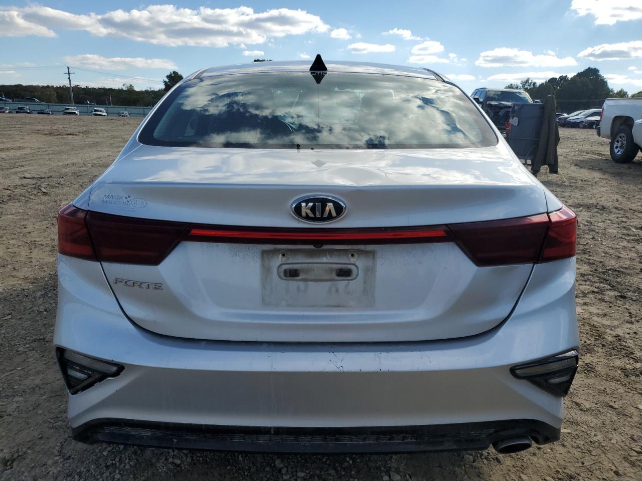 2019 Kia Forte Fe VIN: 3KPF24AD6KE013214 Lot: 90814495