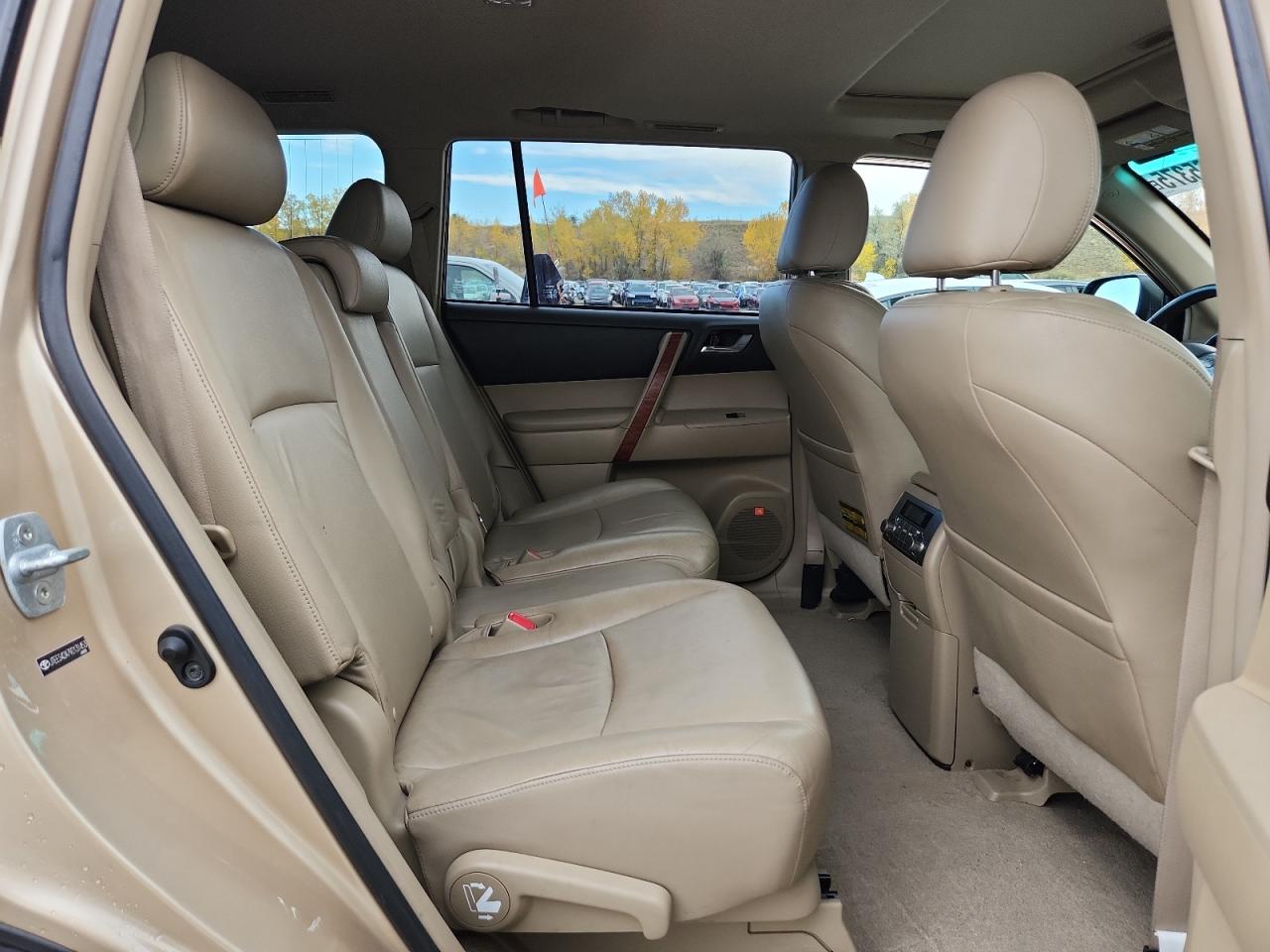 2009 Toyota Highlander Limited VIN: JTEES42A792131453 Lot: 89565375