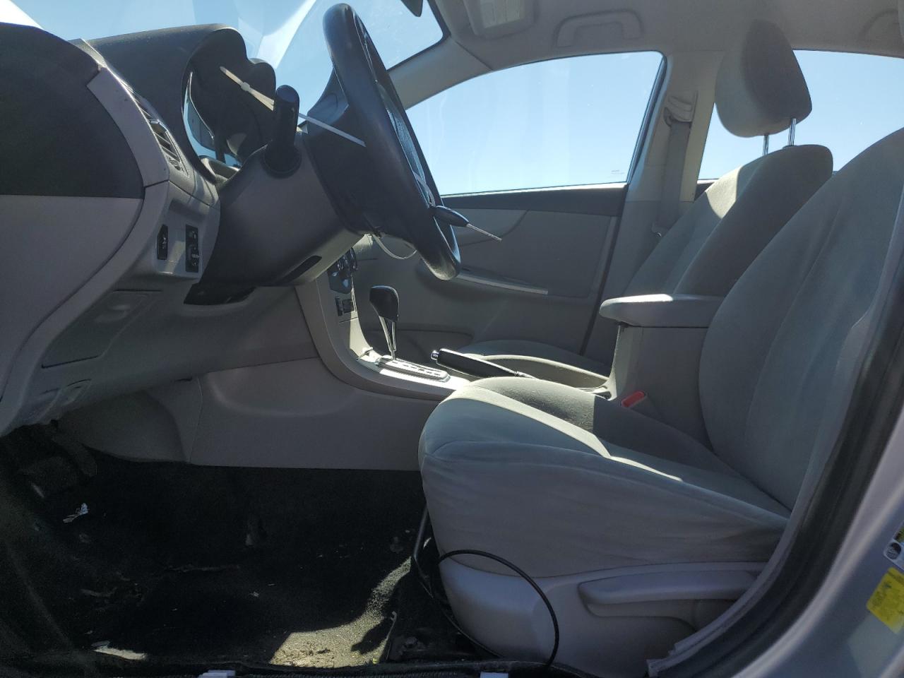 2011 Toyota Corolla Base VIN: 2T1BU4EE5BC668927 Lot: 82002015