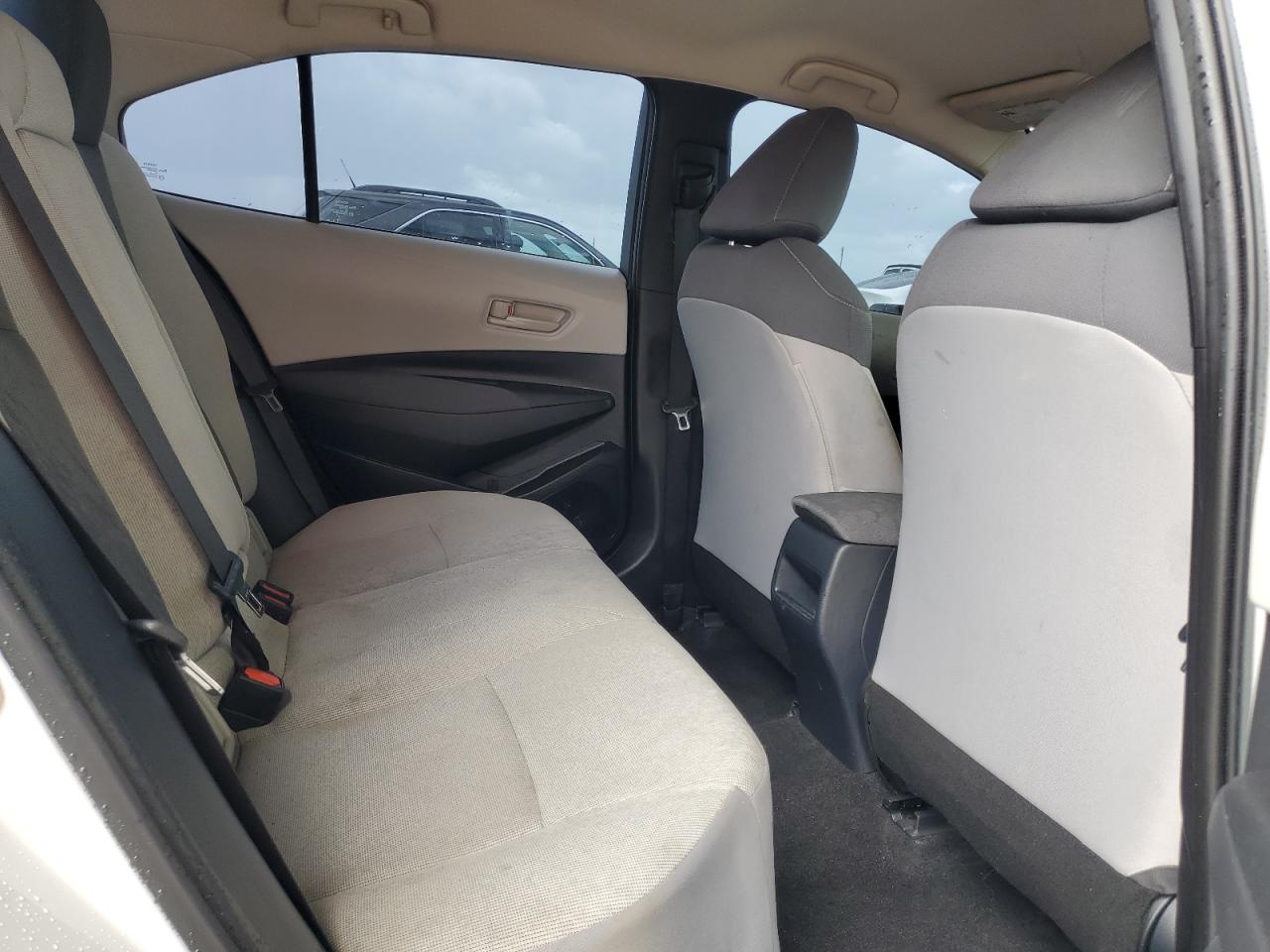 2022 Toyota Corolla Le VIN: 5YFEPMAEXNP303836 Lot: 85144225