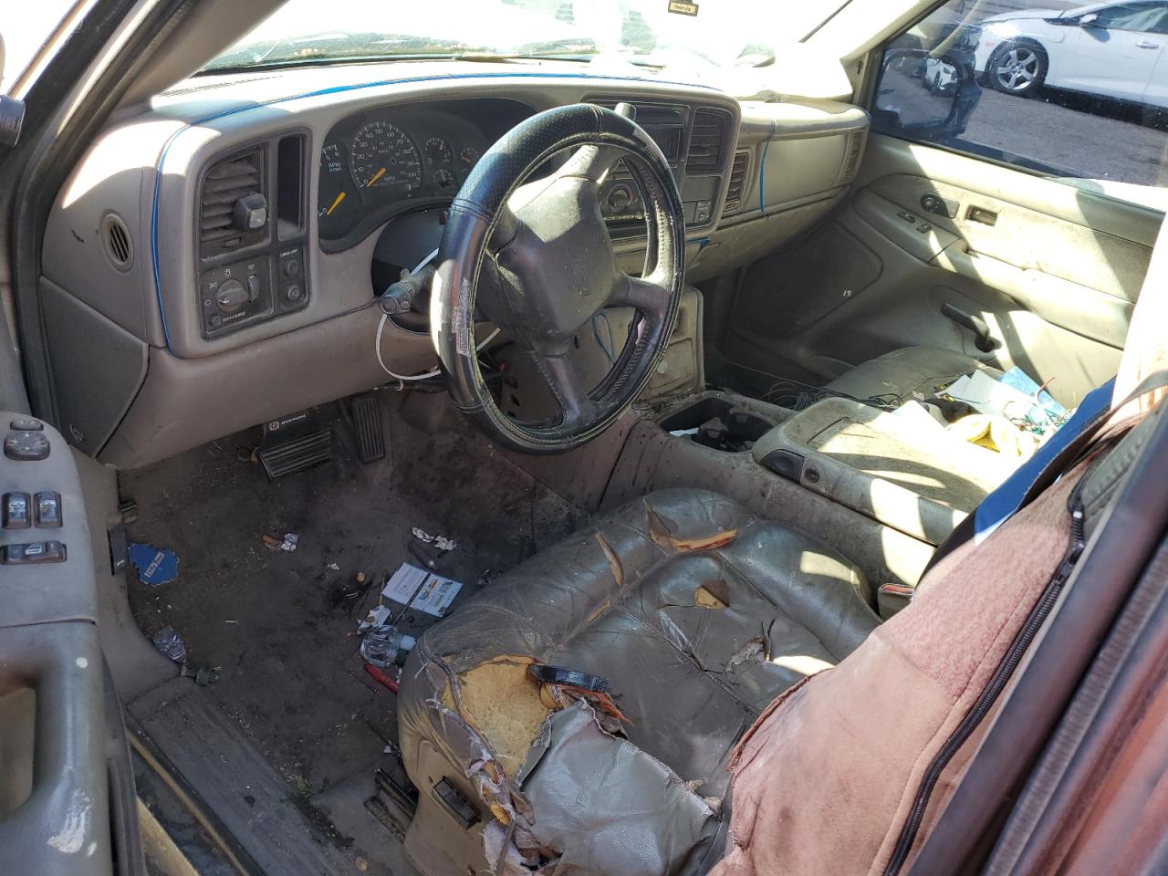 2000 Chevrolet Silverado C1500 VIN: 2GCEC19T0Y1120316 Lot: 84297935