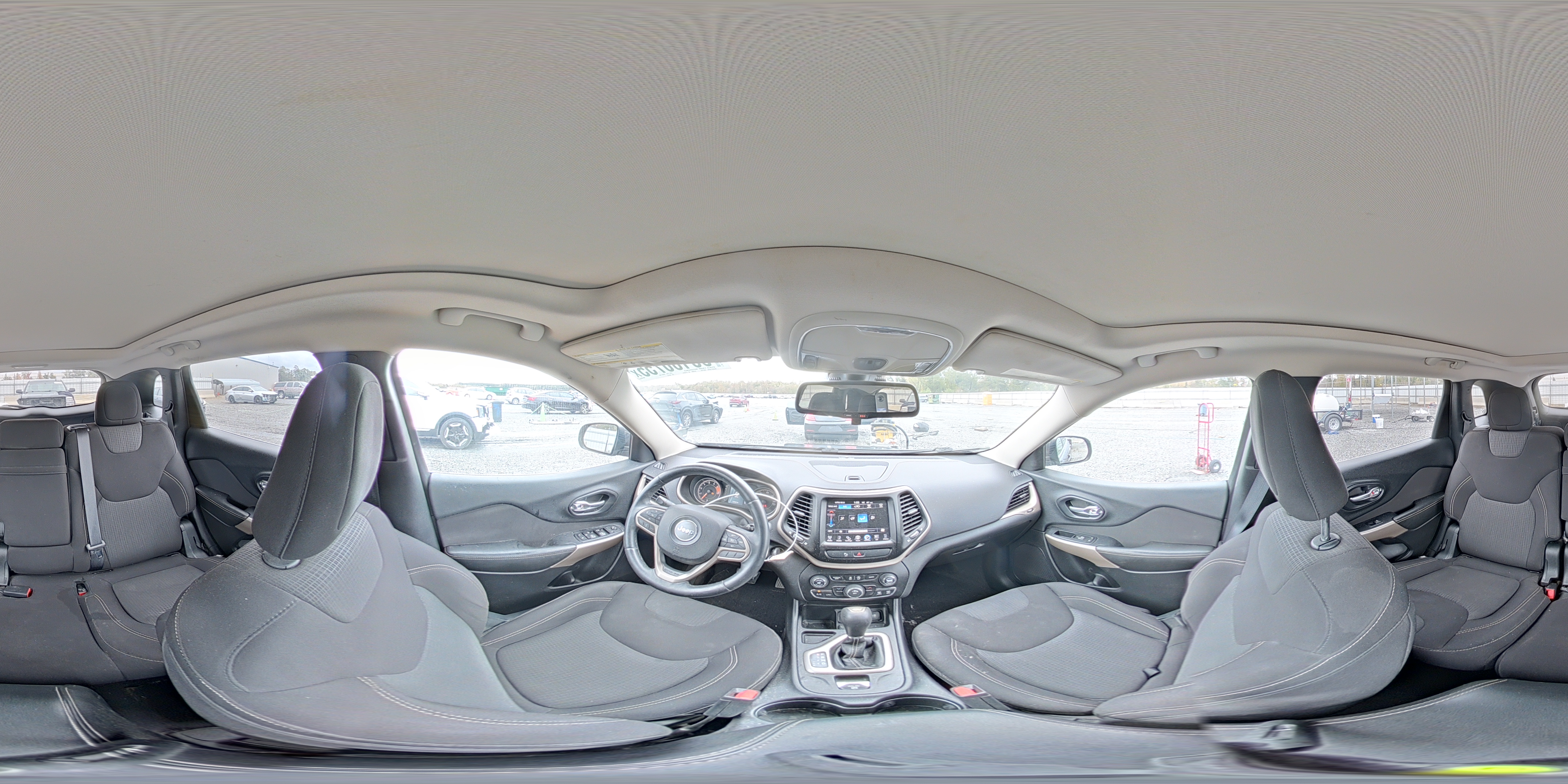 2017 Jeep Cherokee Latitude VIN: 1C4PJLCS9HW640582 Lot: 90100755