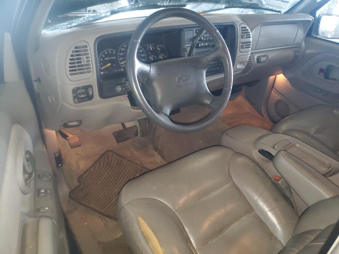 1997 Chevrolet Gmt-400 C1500 VIN: 1GCEC19R0VE142007 Lot: 82427545