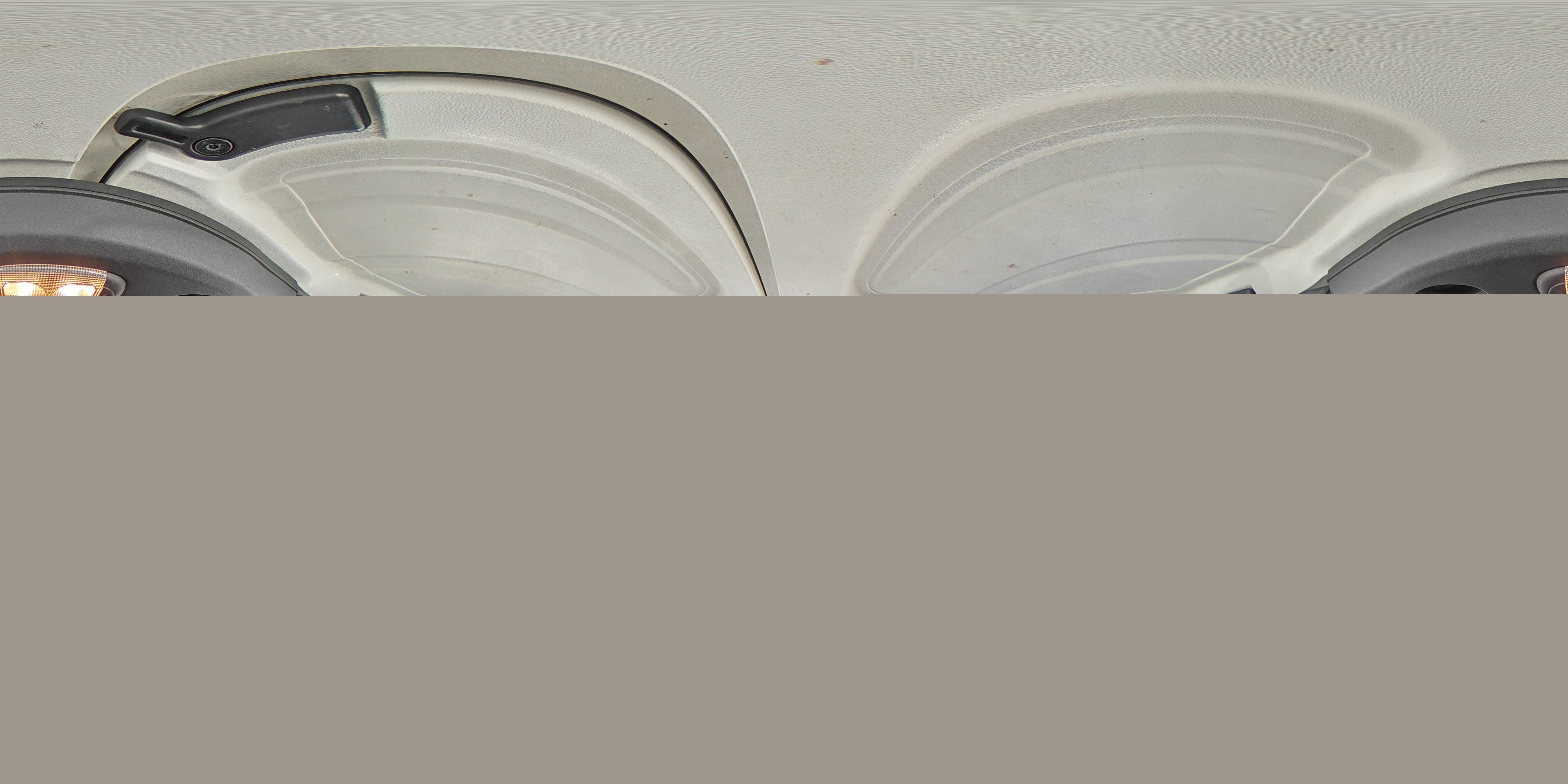 2016 Jeep Wrangler Unlimited Sport VIN: 1C4BJWDG0GL102231 Lot: 82259675