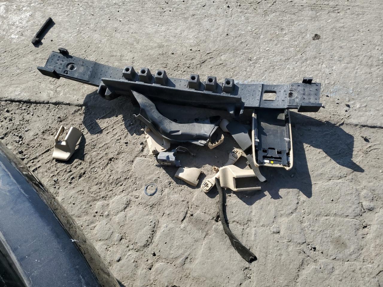 2007 Lexus Is 350 VIN: JTHBE262772007328 Lot: 82767075