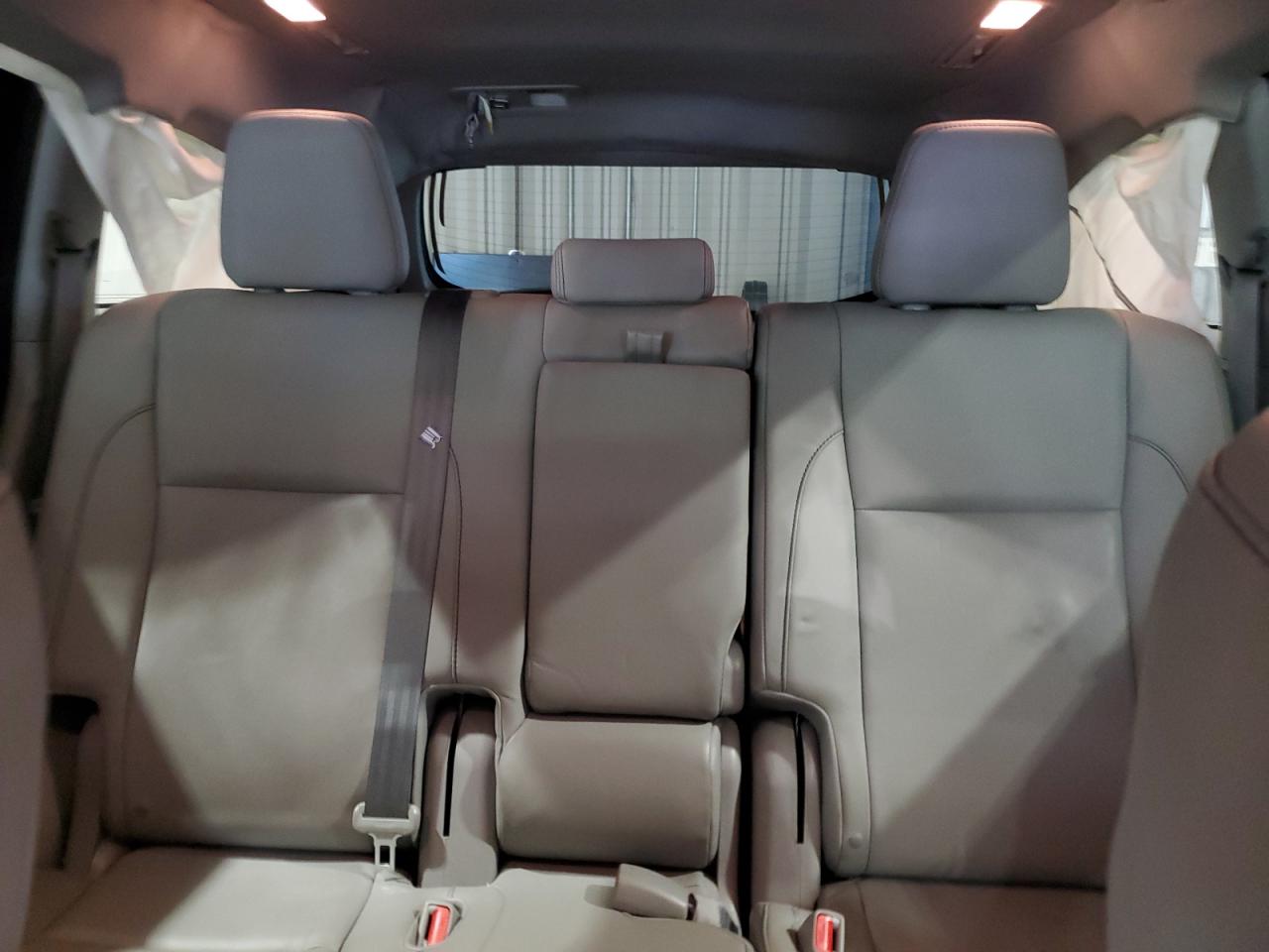 2015 Toyota Highlander Xle VIN: 5TDJKRFH5FS150014 Lot: 81897155