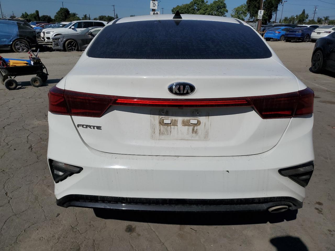 2020 Kia Forte Fe VIN: 3KPF24AD9LE183701 Lot: 85938465