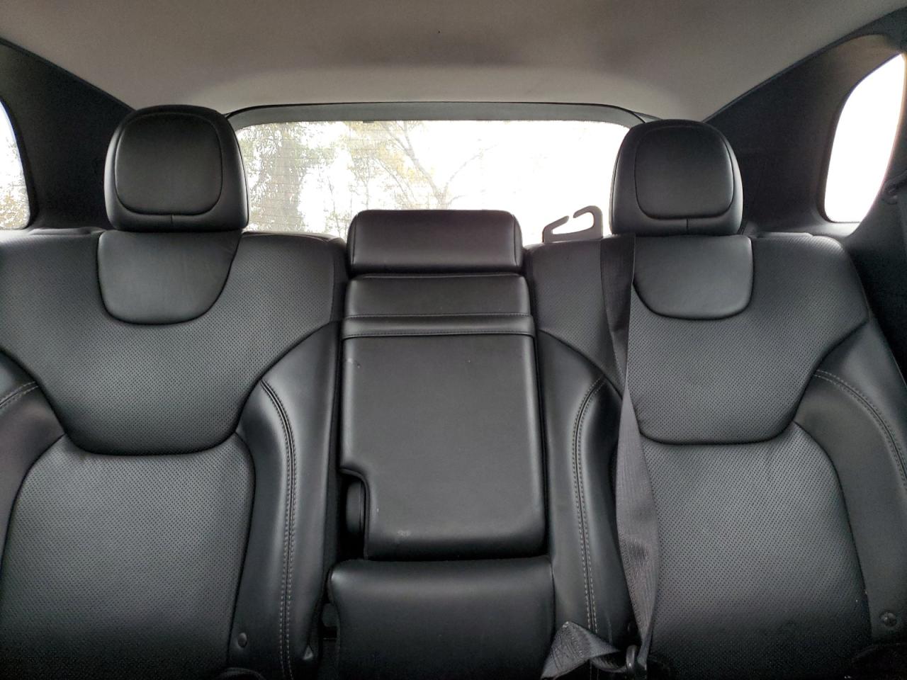 2019 Jeep Cherokee Limited VIN: 1C4PJLDB4KD266349 Lot: 90473595