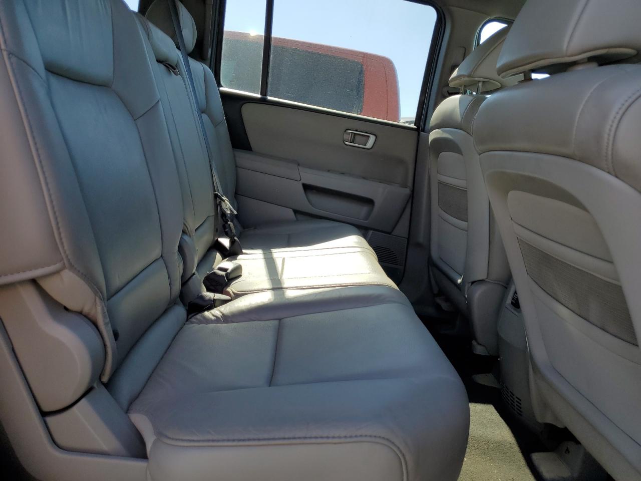 2011 Honda Pilot Exln VIN: 5FNYF4H73BB094759 Lot: 86141725