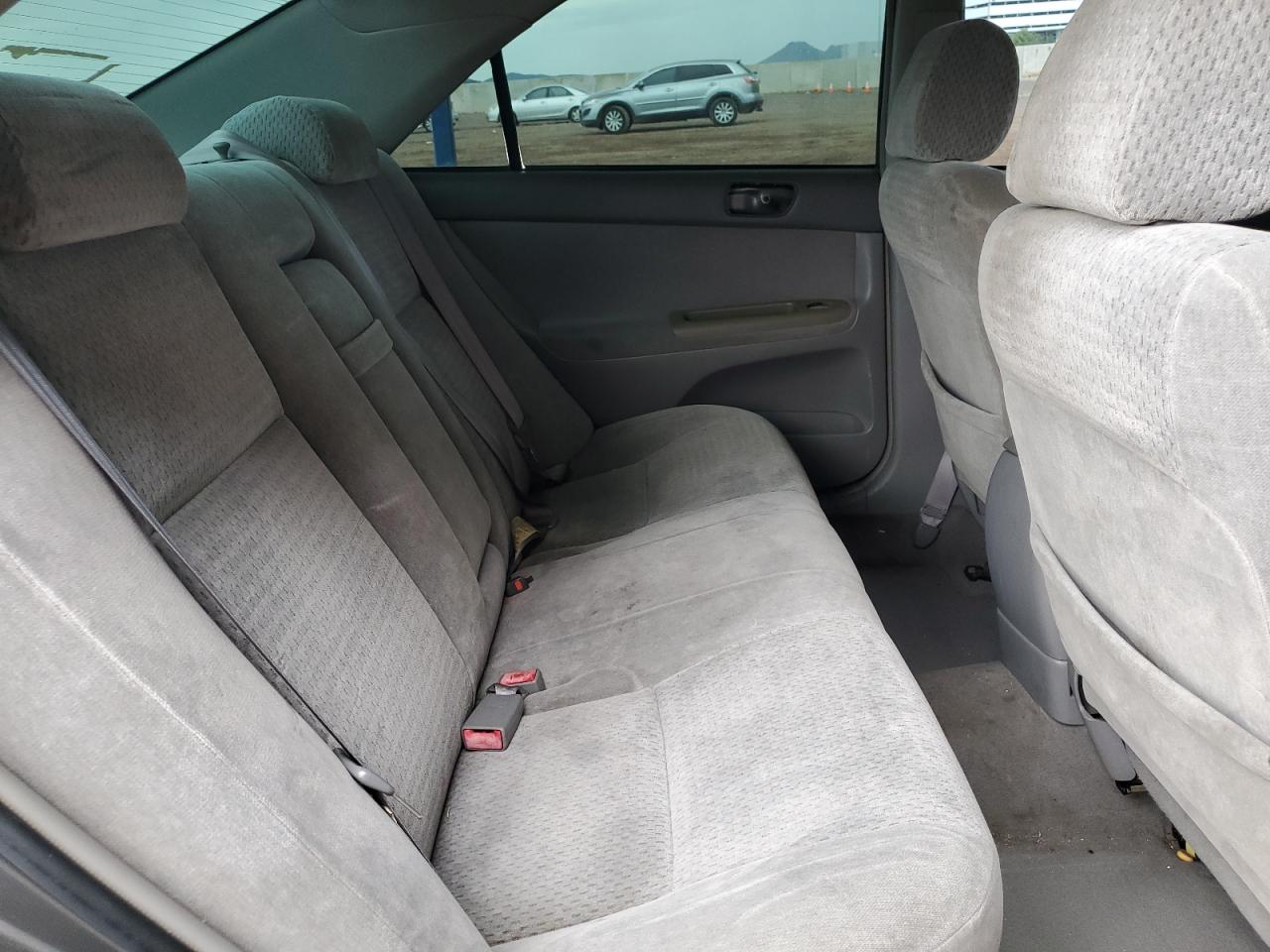 2002 Toyota Camry Le VIN: 4T1BE32K32U511347 Lot: 82315605