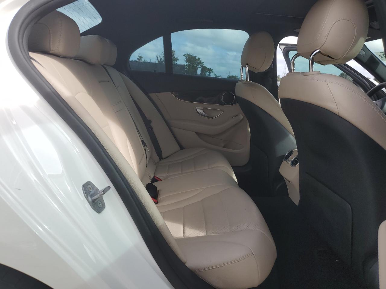 2018 Mercedes-Benz C 300 VIN: 55SWF4JB0JU259458 Lot: 84064045