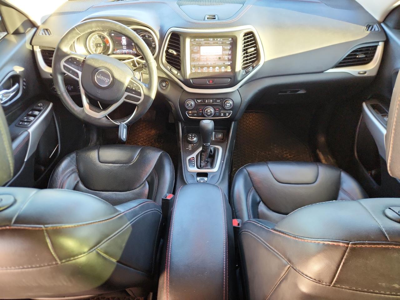 2017 Jeep Cherokee Trailhawk VIN: 1C4PJMBS8HD238619 Lot: 89864485